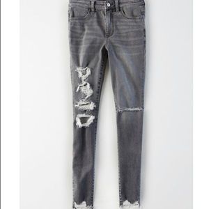 american eagle ripped skinny jeans